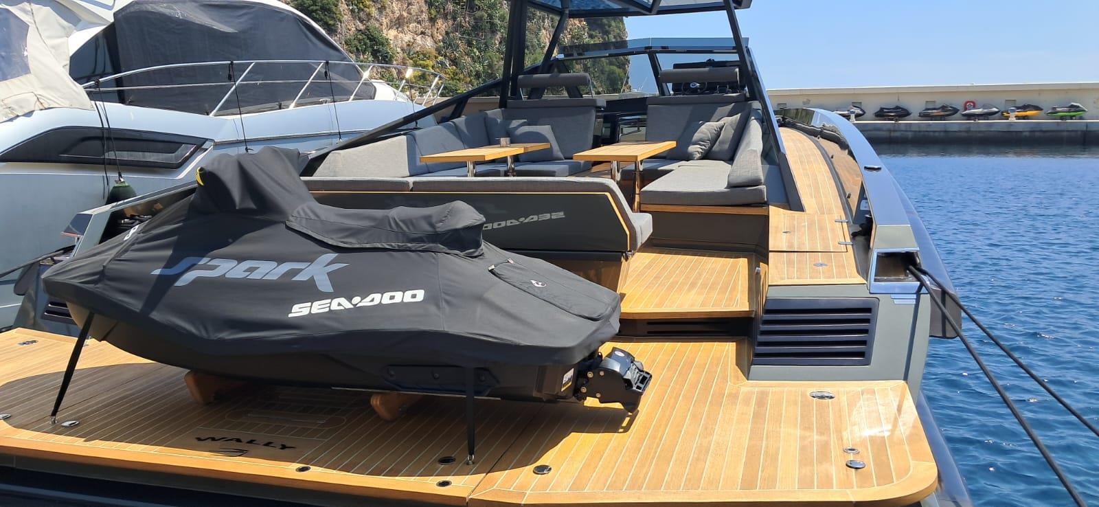 2015 WALLY  WALLY 55 